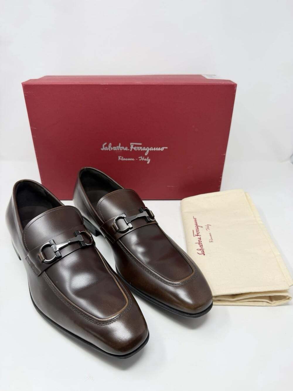 Salvatore Ferragamo Gancini Loafers Men’s 9 D Brown Leather Made in Italy